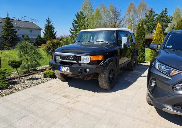 toyota fj namysłów Toyota FJ cena 37500 przebieg: 235000, rok produkcji 2007 z Namysłów